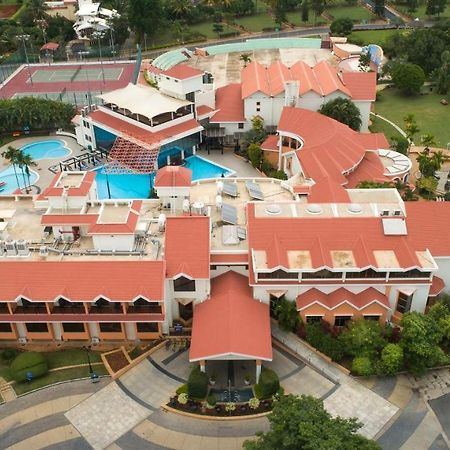 Clarks Exotica Convention Resort & Spa Devanahalli Exteriör bild