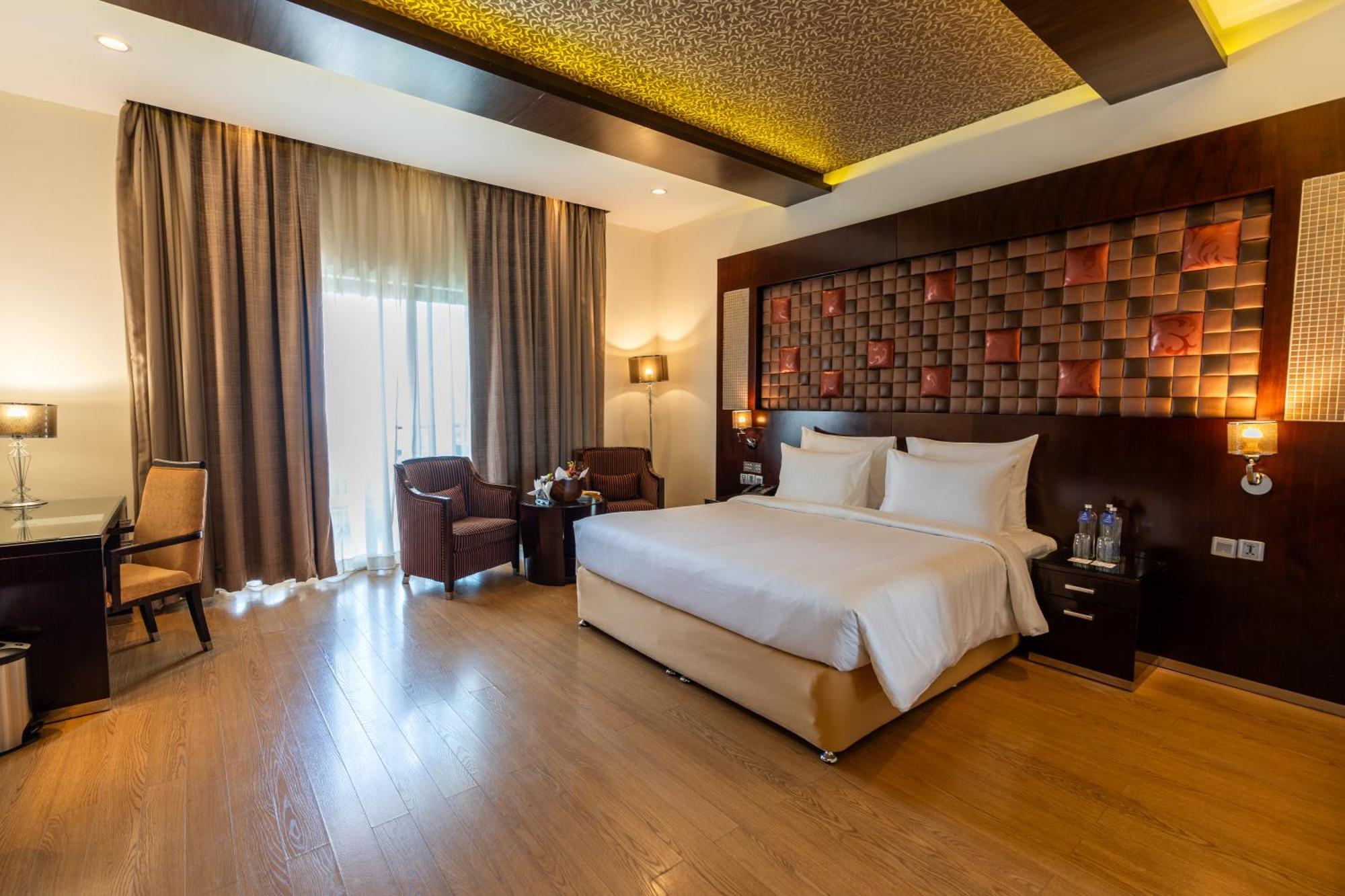 Clarks Exotica Convention Resort & Spa Devanahalli Exteriör bild